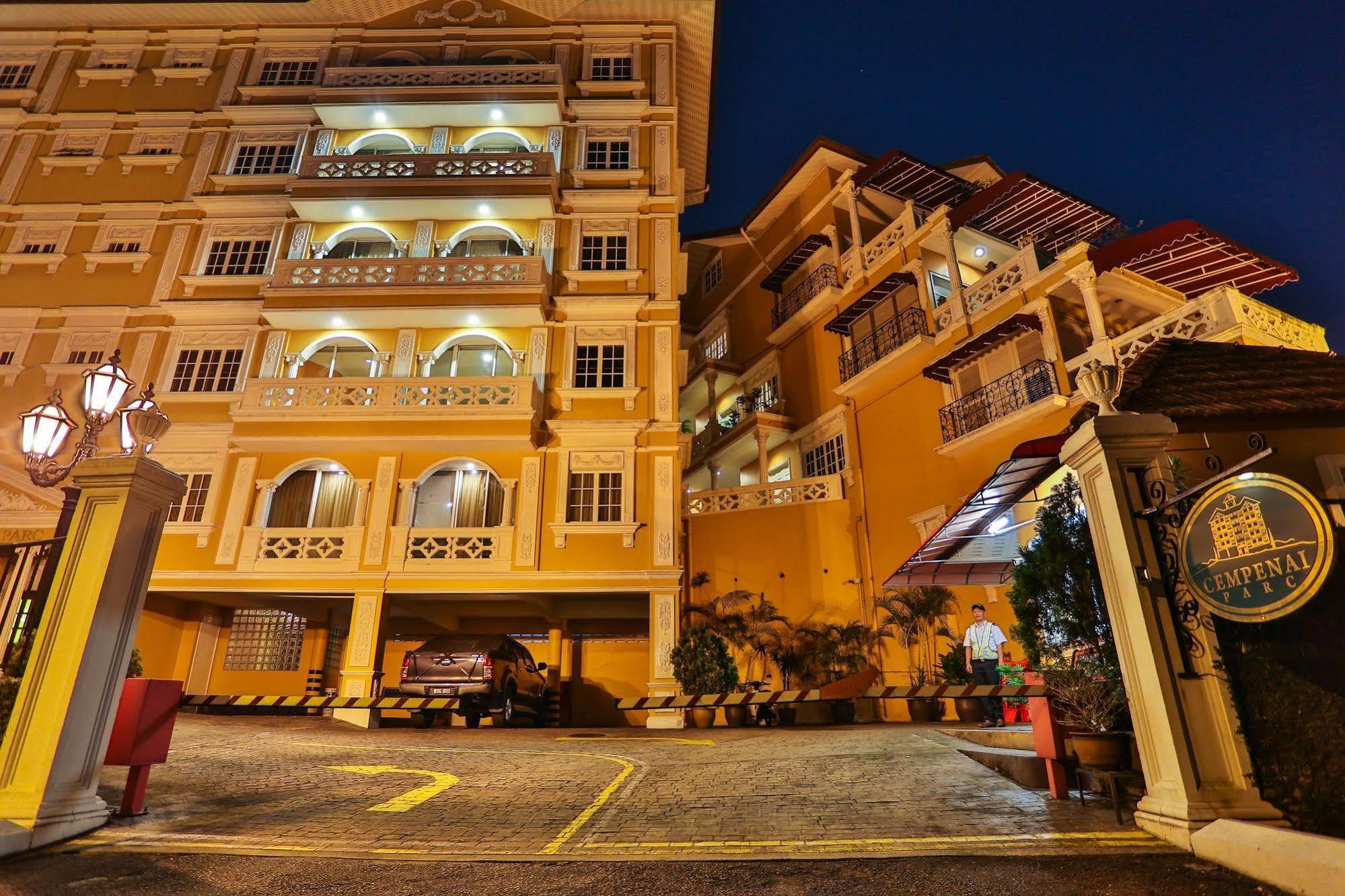 Kapitan Hill @ Cempenai Parc Residences Bukit Damansara エクステリア 写真